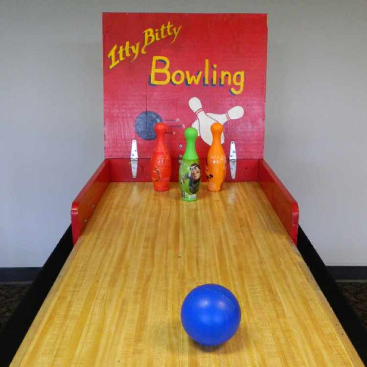 Itty Bitty Bowling (T)